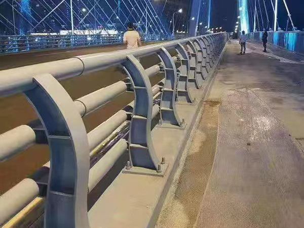 橋梁防撞護(hù)欄
